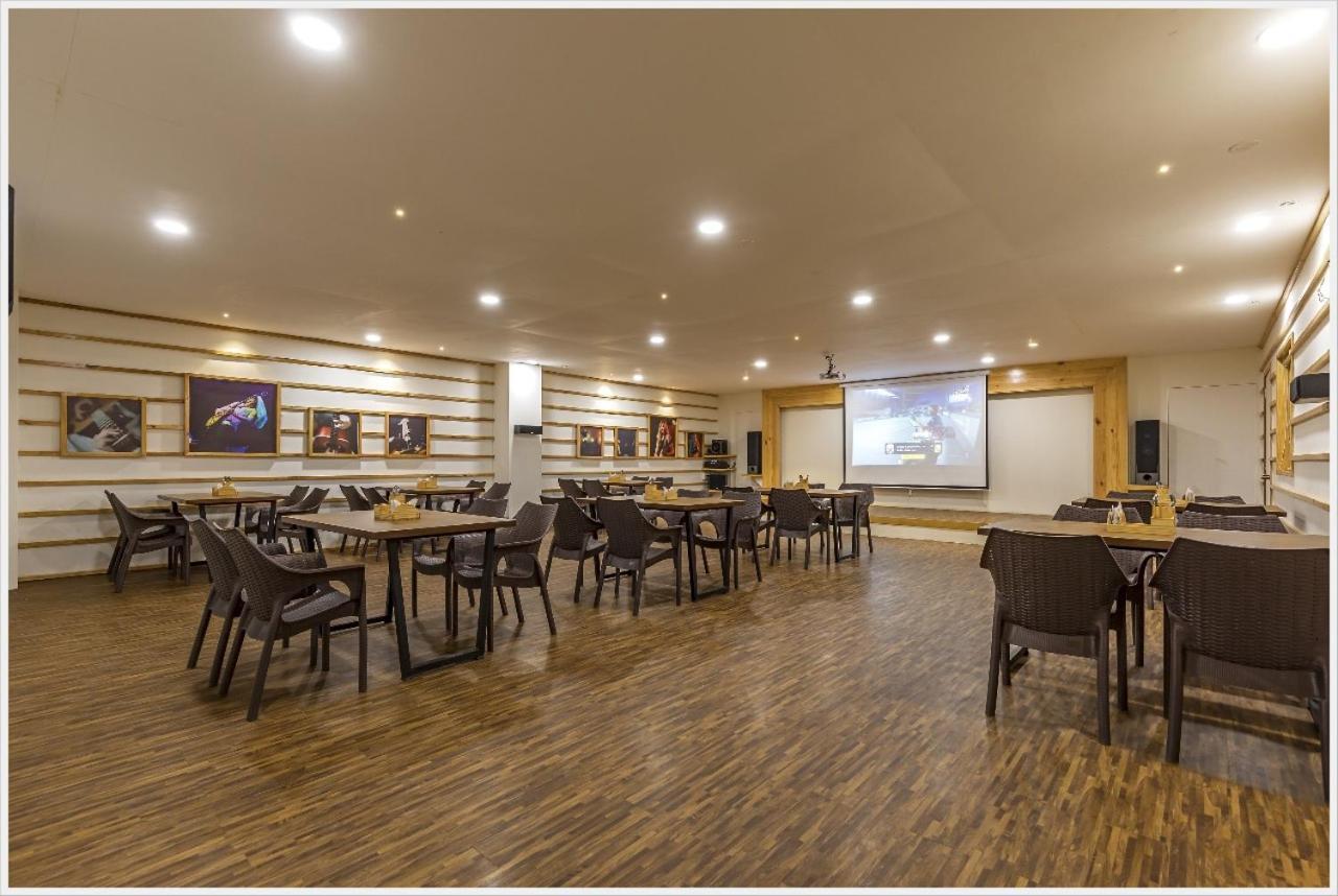 Hotel Green Field Satara Exterior photo